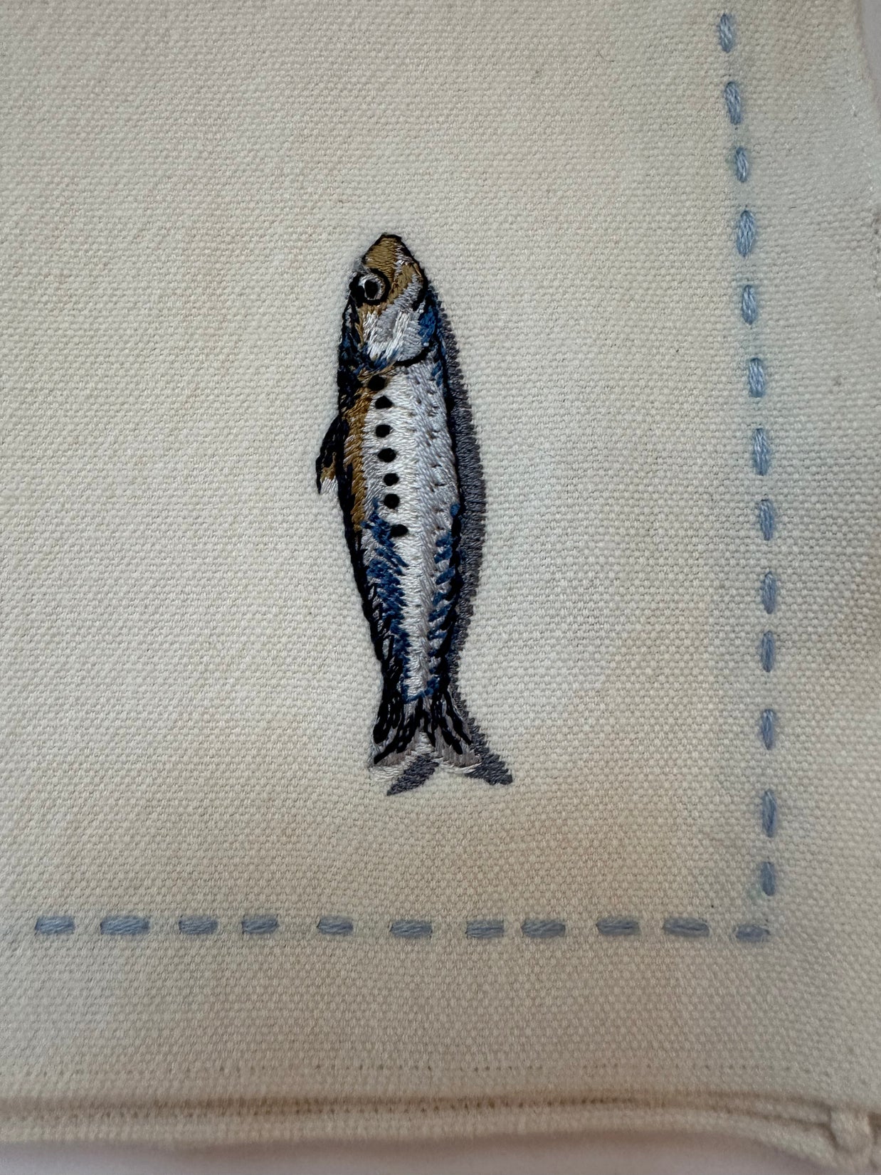 Sardine embroidered napkin set