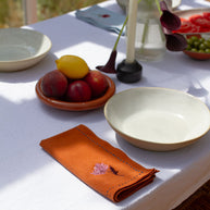 Chrysanthemum embroidered napkin set