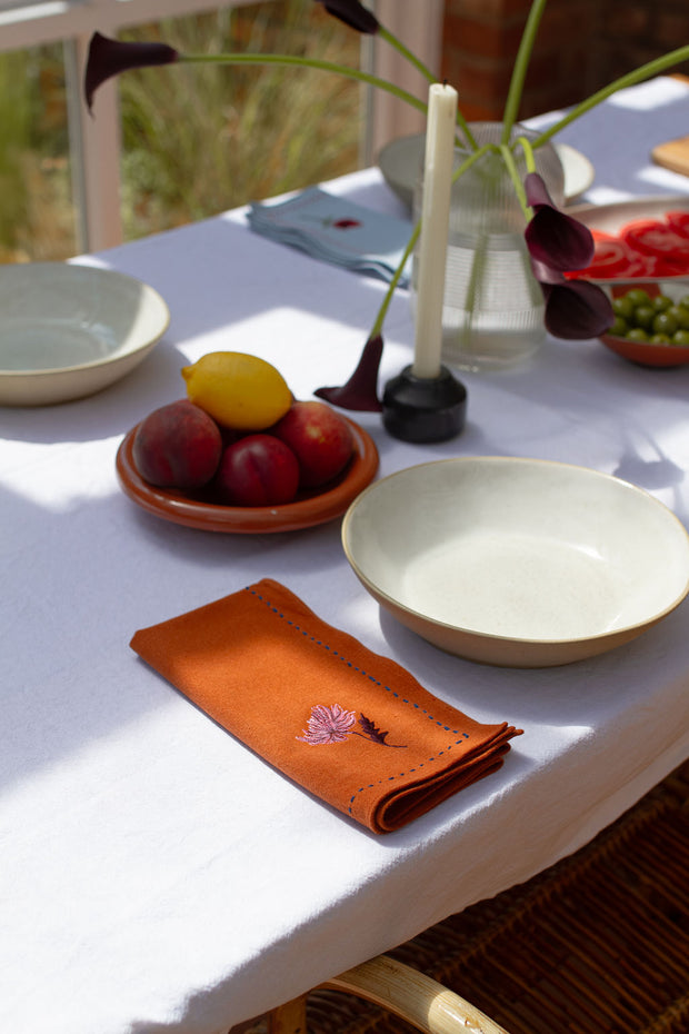 Chrysanthemum embroidered napkin set