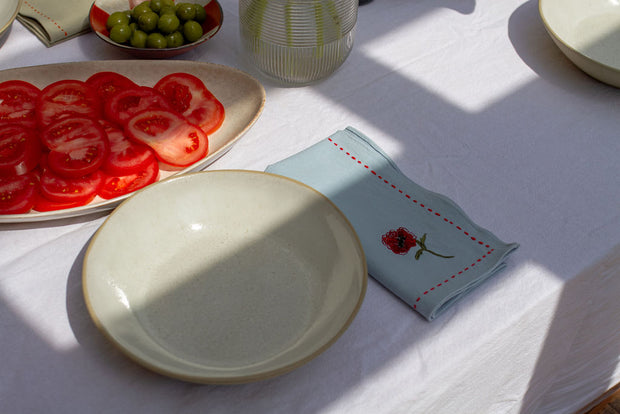 Poppy embroidered blue napkin set