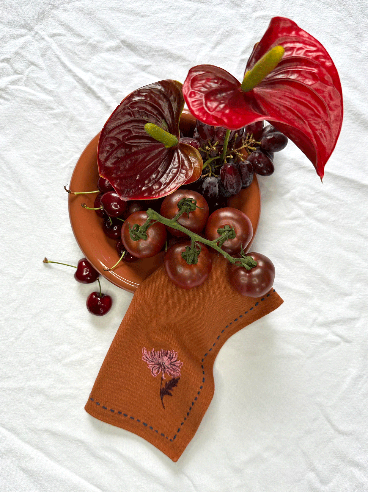 Chrysanthemum embroidered napkin set