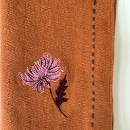 Chrysanthemum embroidered napkin set
