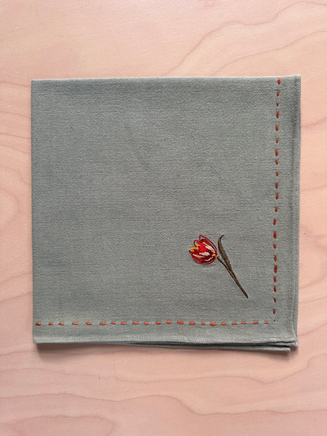 Tulip embroidered napkin set