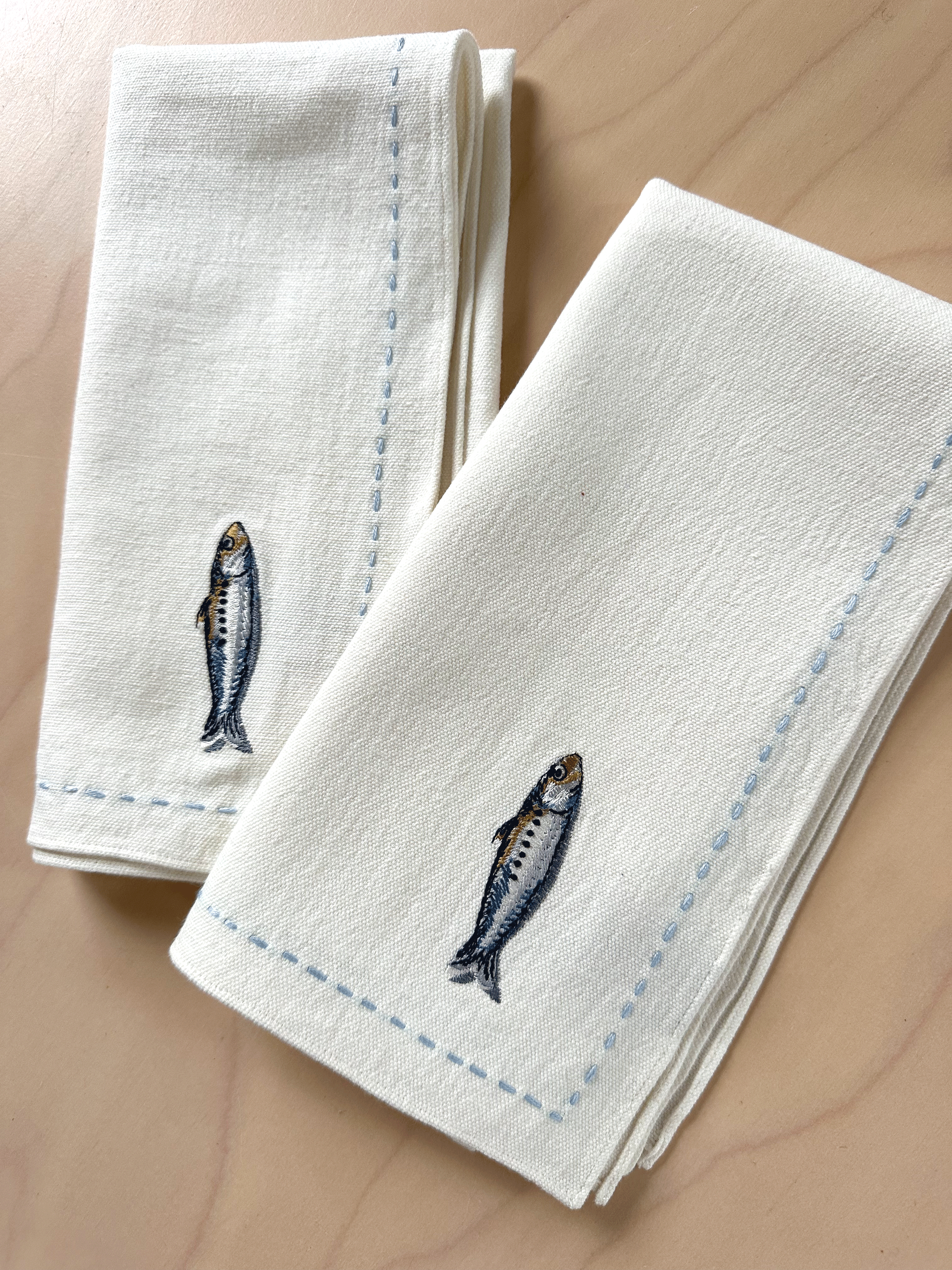 Sardine embroidered napkin set
