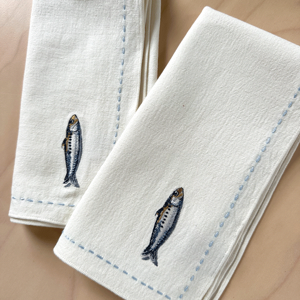 Sardine embroidered napkin set